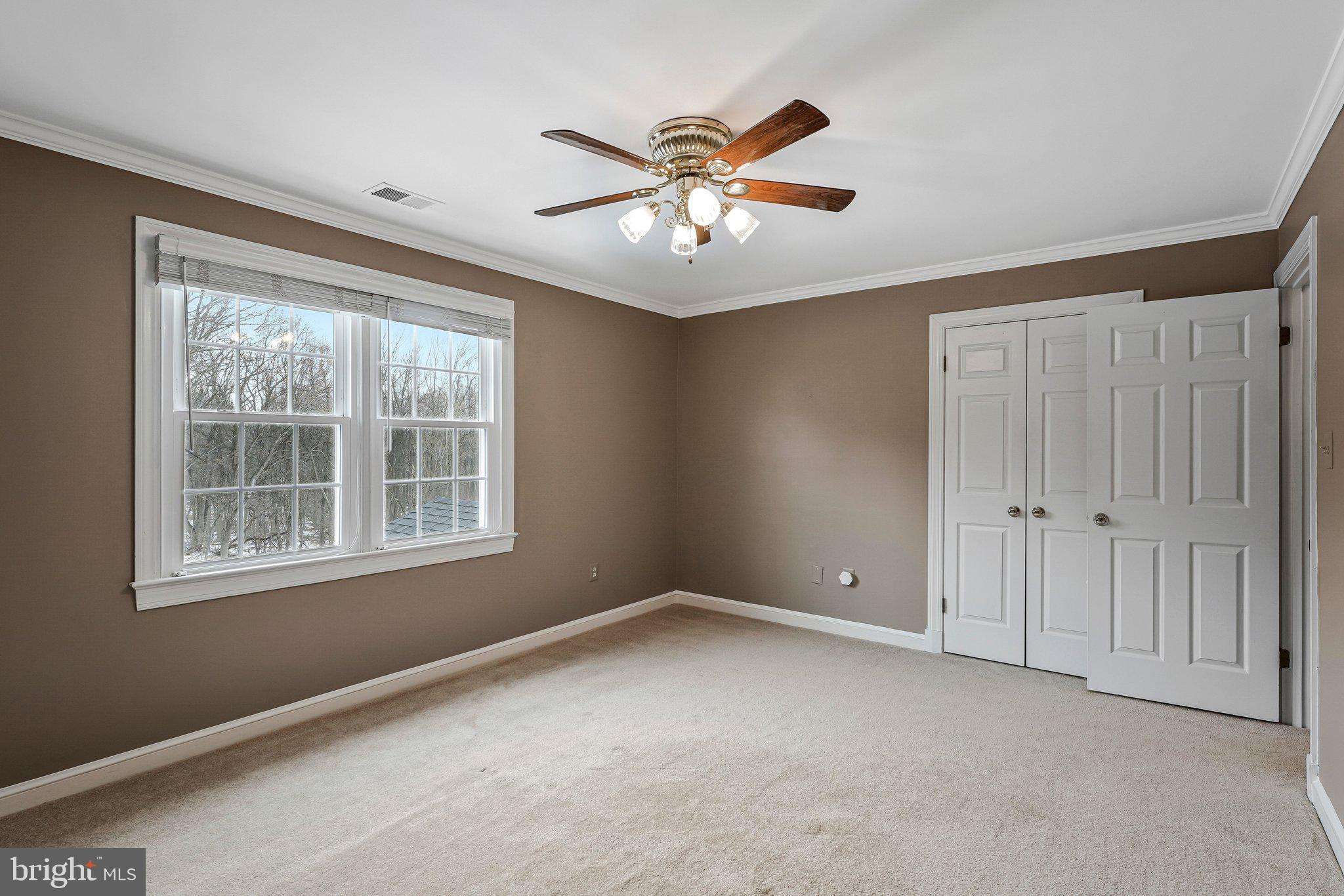 COLVIN RUN ESTATES - Residential