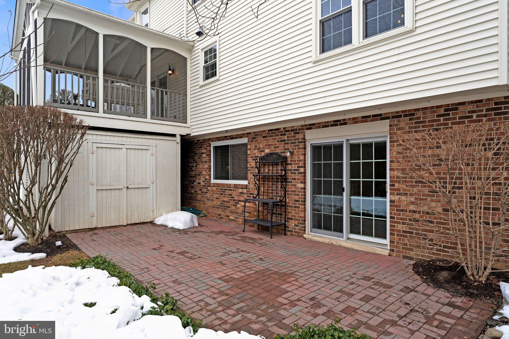 COLVIN RUN ESTATES - Residential