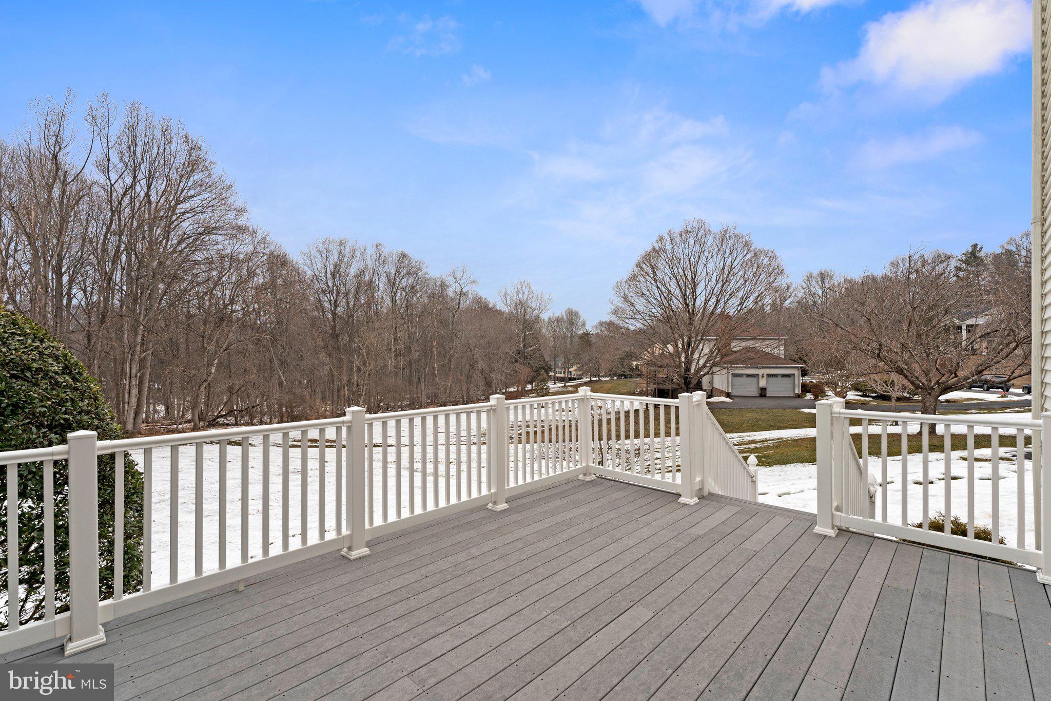 COLVIN RUN ESTATES - Residential