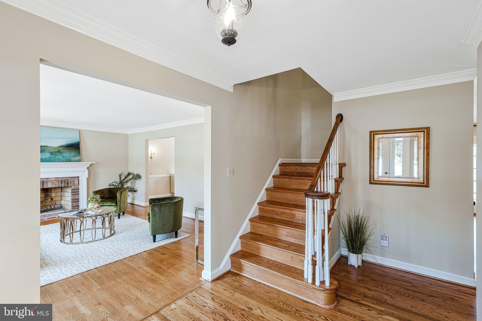 COLVIN RUN ESTATES - Residential