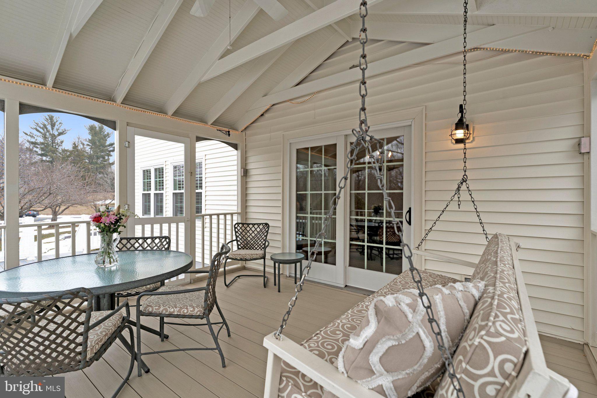 COLVIN RUN ESTATES - Residential