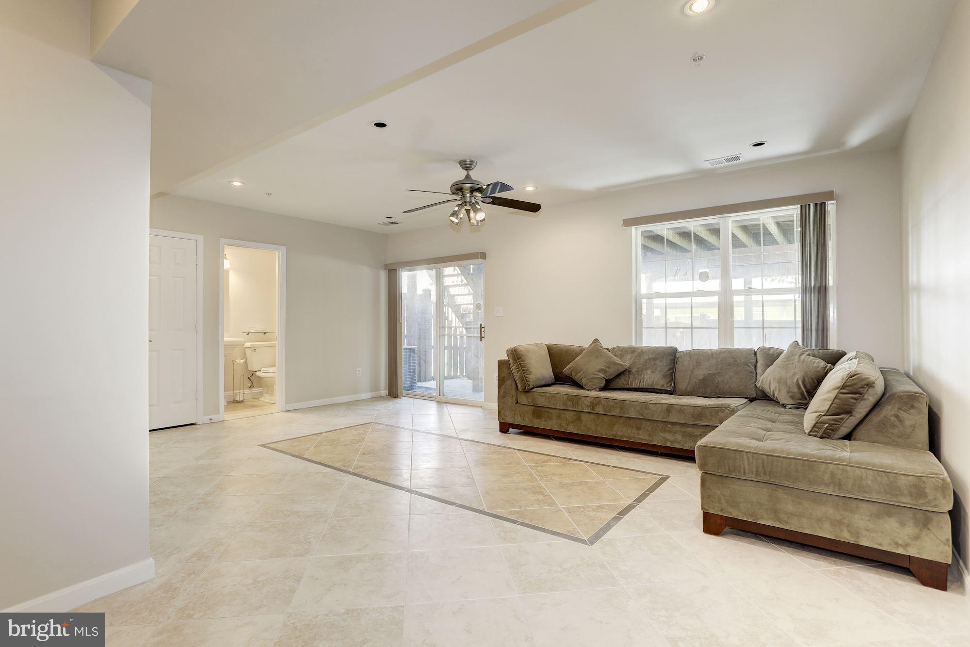 RUSSETT - Residential