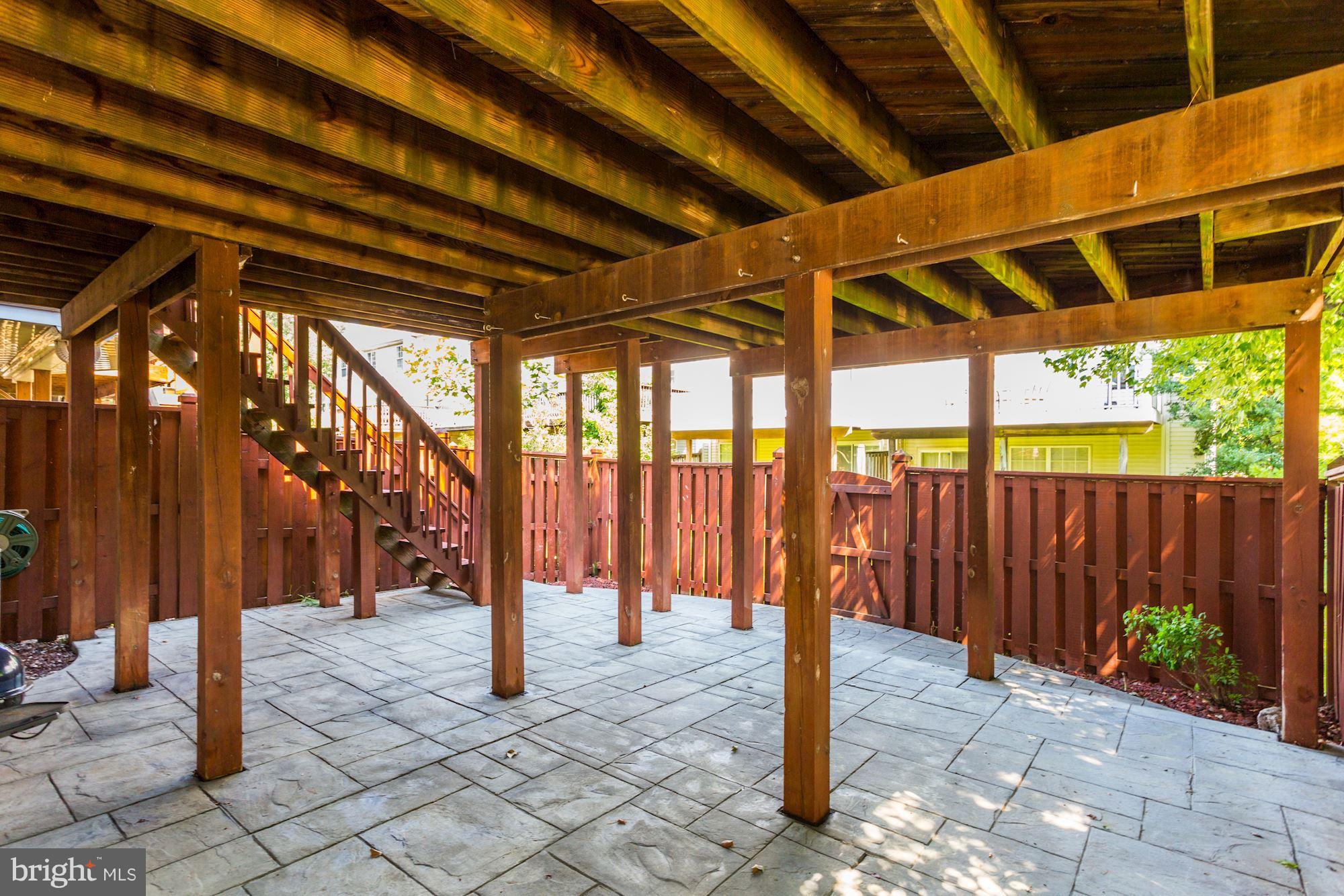 RUSSETT - Residential