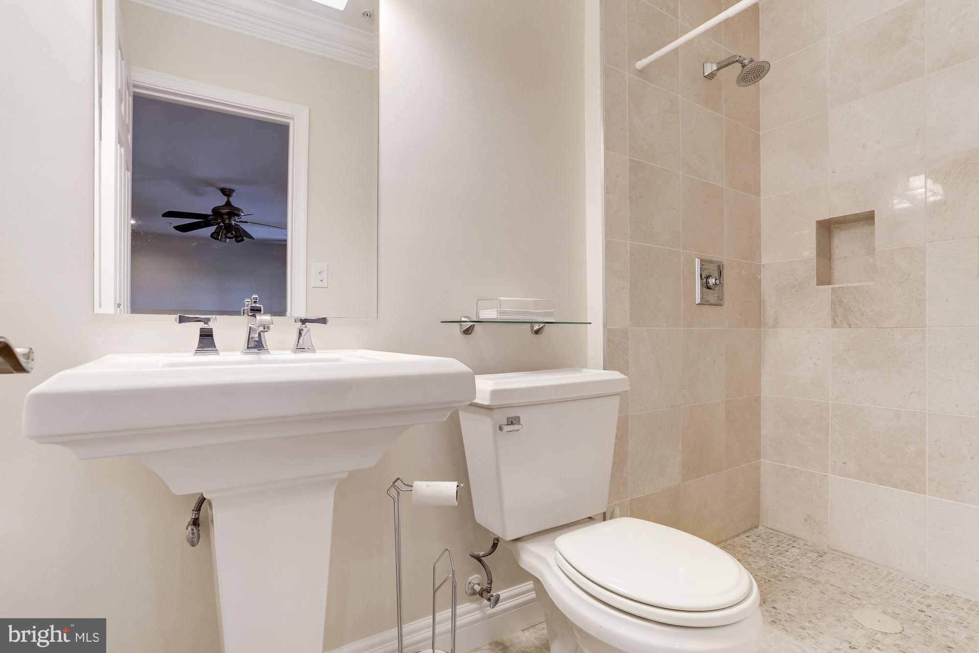 RUSSETT - Residential