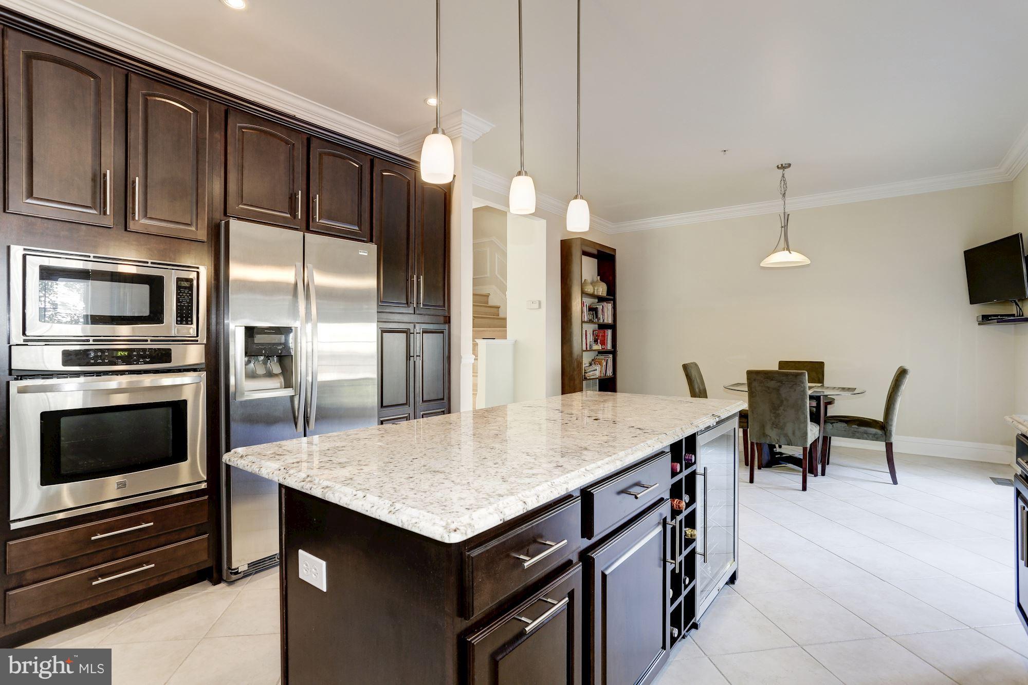 RUSSETT - Residential