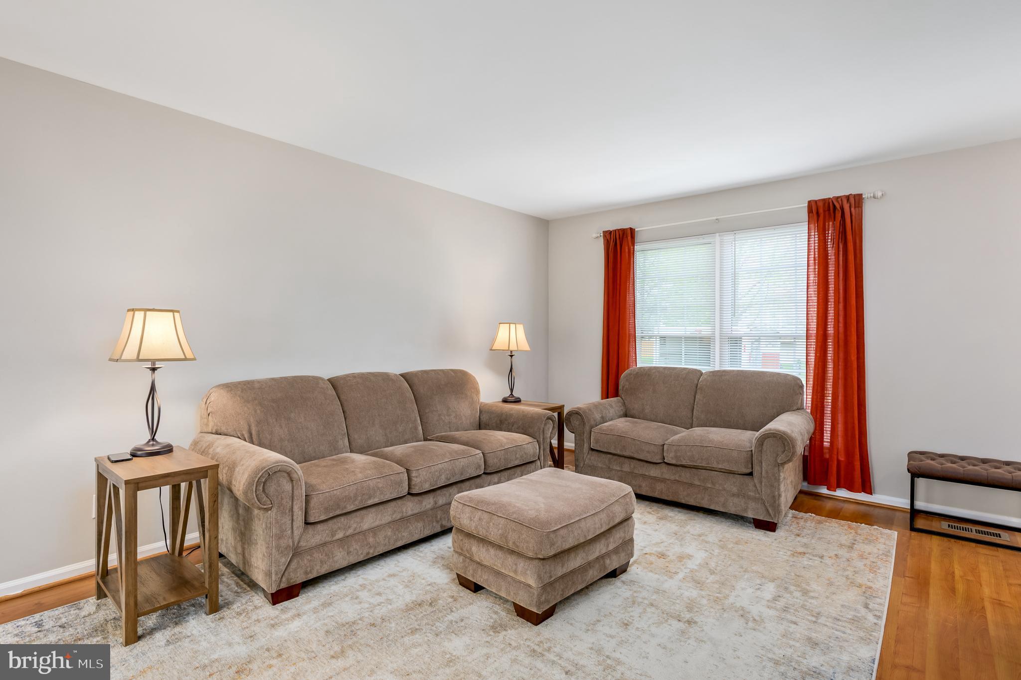 329 STABLE VIEW TERRACE NE