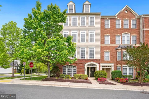 625 Kingfisher Avenue, Gaithersburg, MD MLS: MDMC2180768