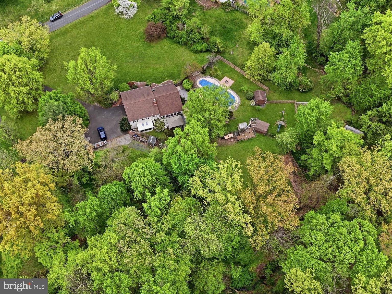 WARWICK MANOR - Residential