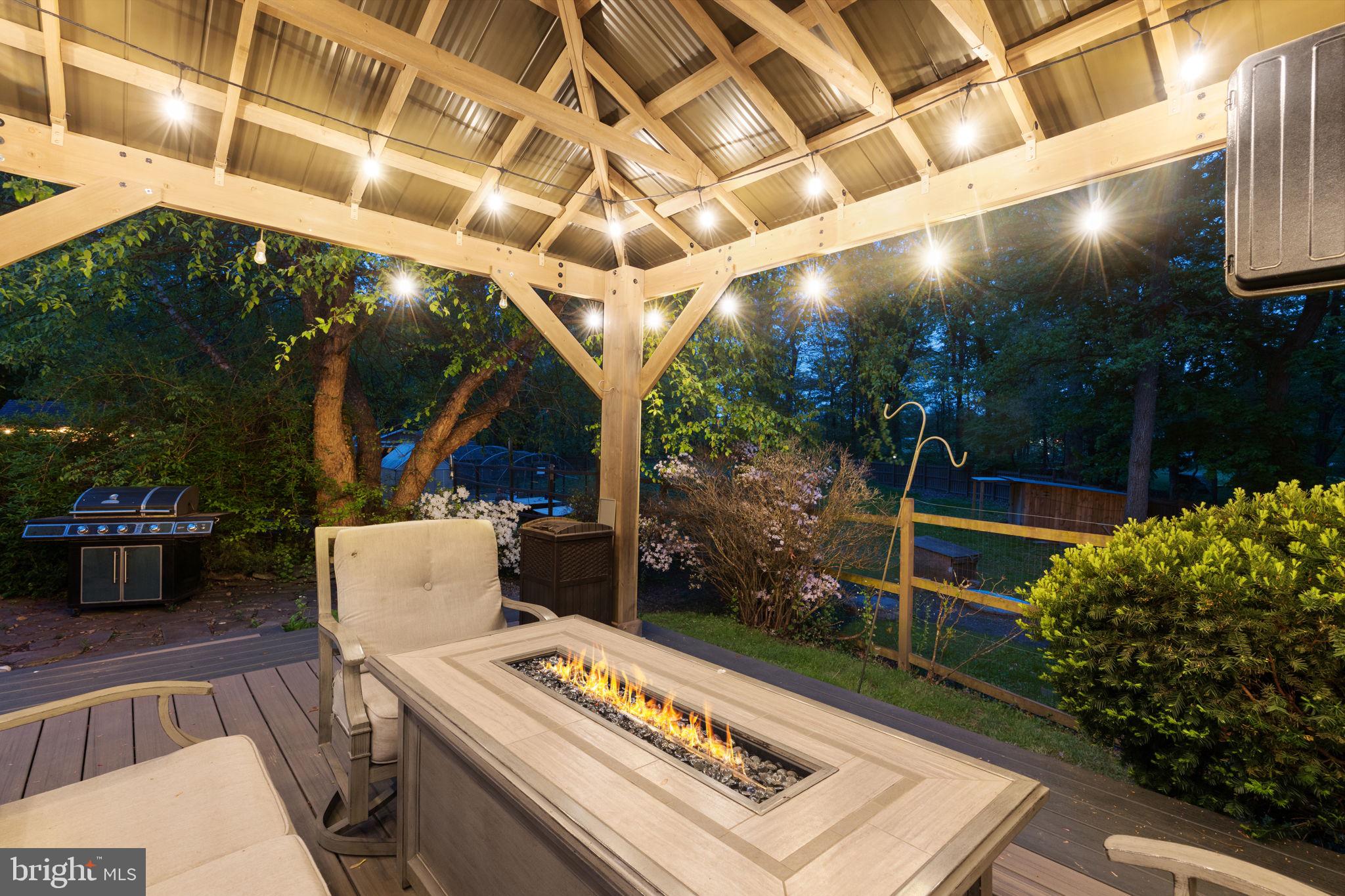 WARWICK MANOR - Residential