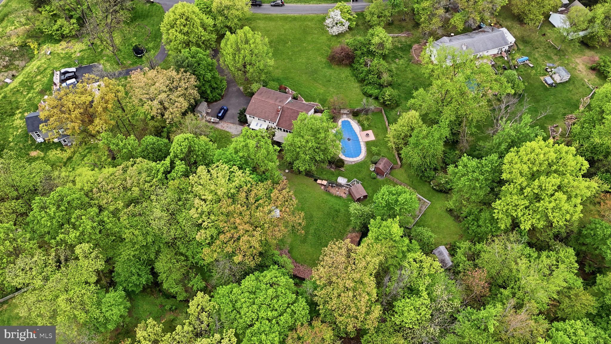 WARWICK MANOR - Residential