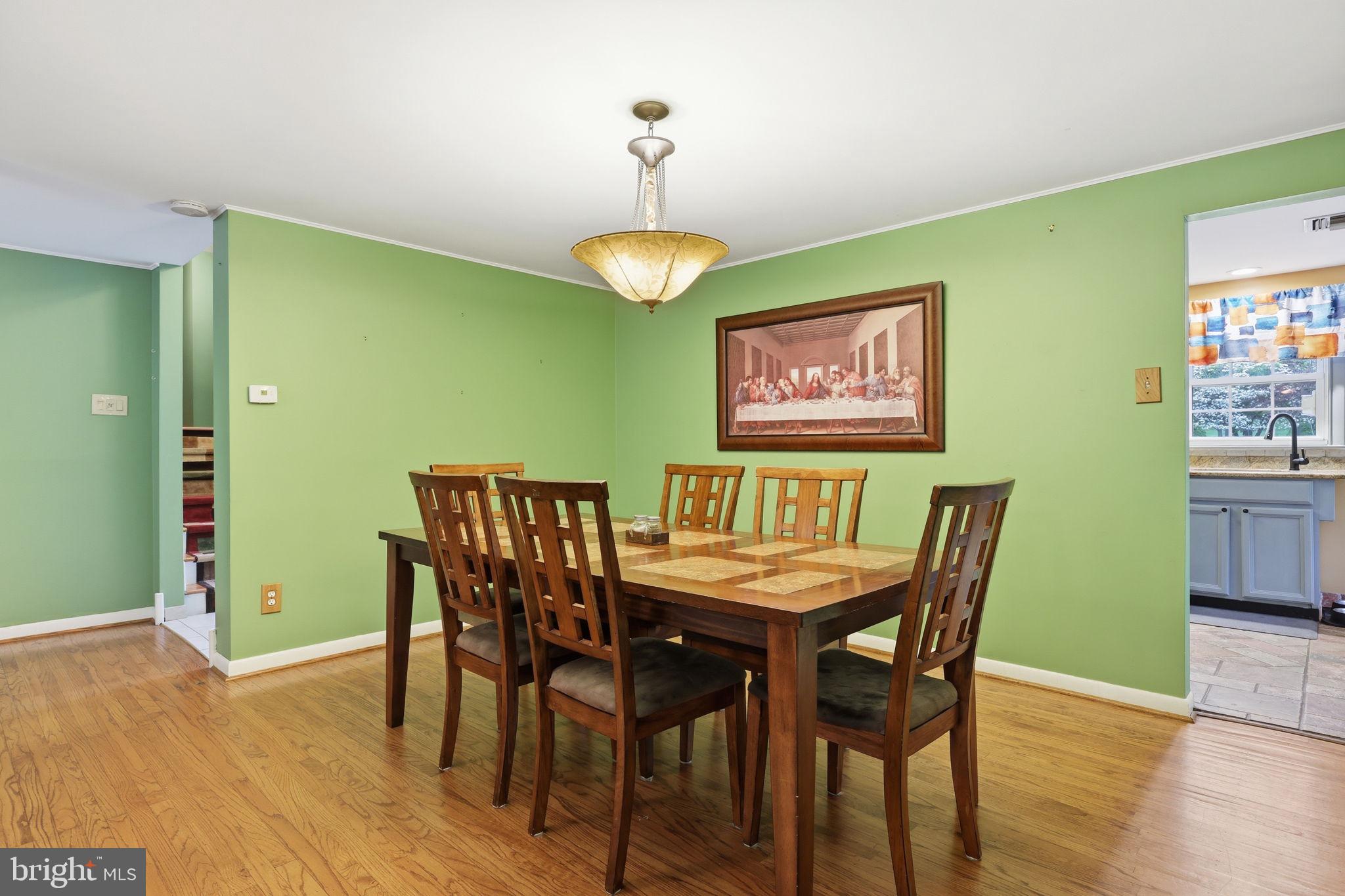 WARWICK MANOR - Residential