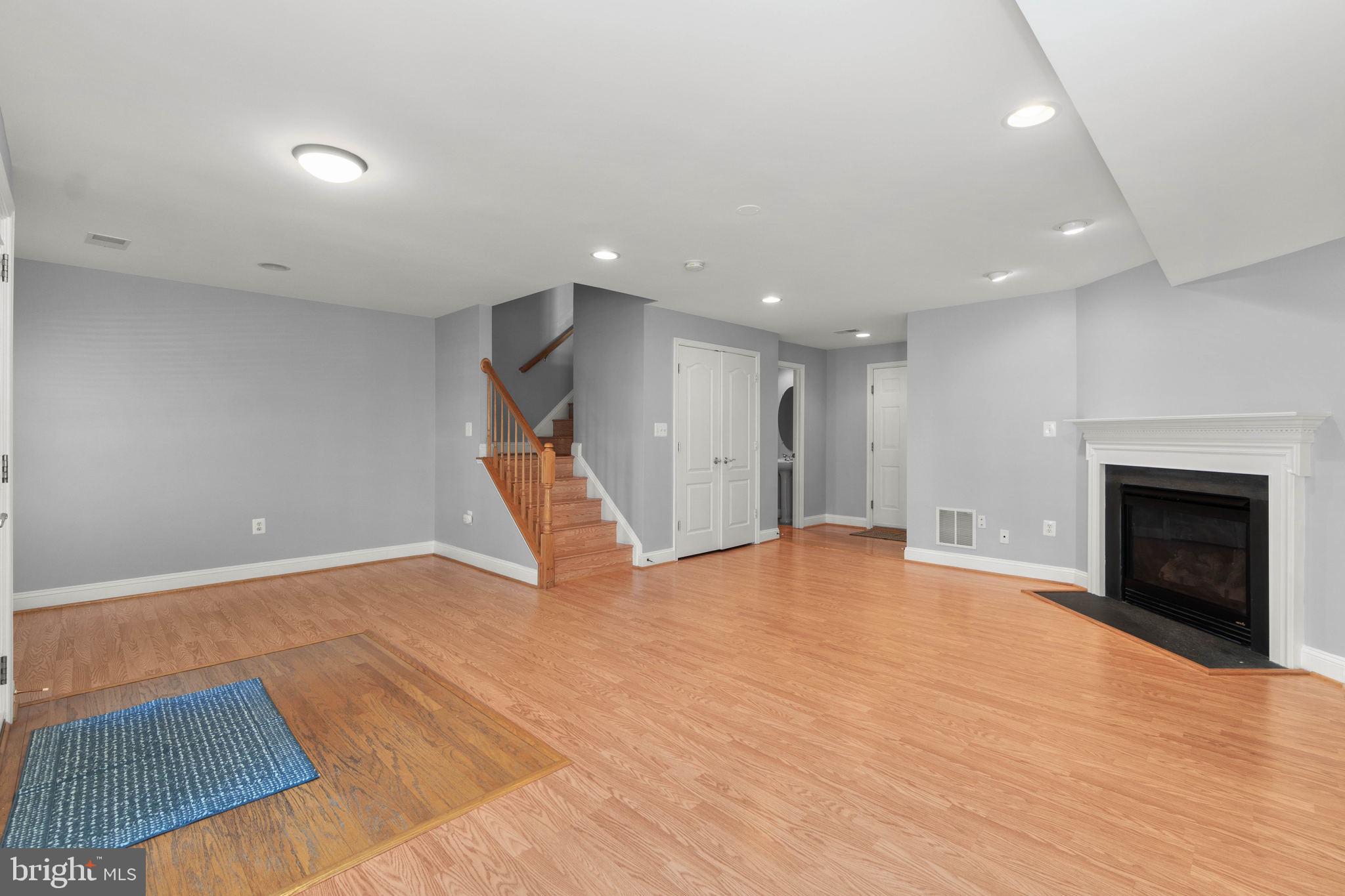 SOUTH VILLAGE - Residential