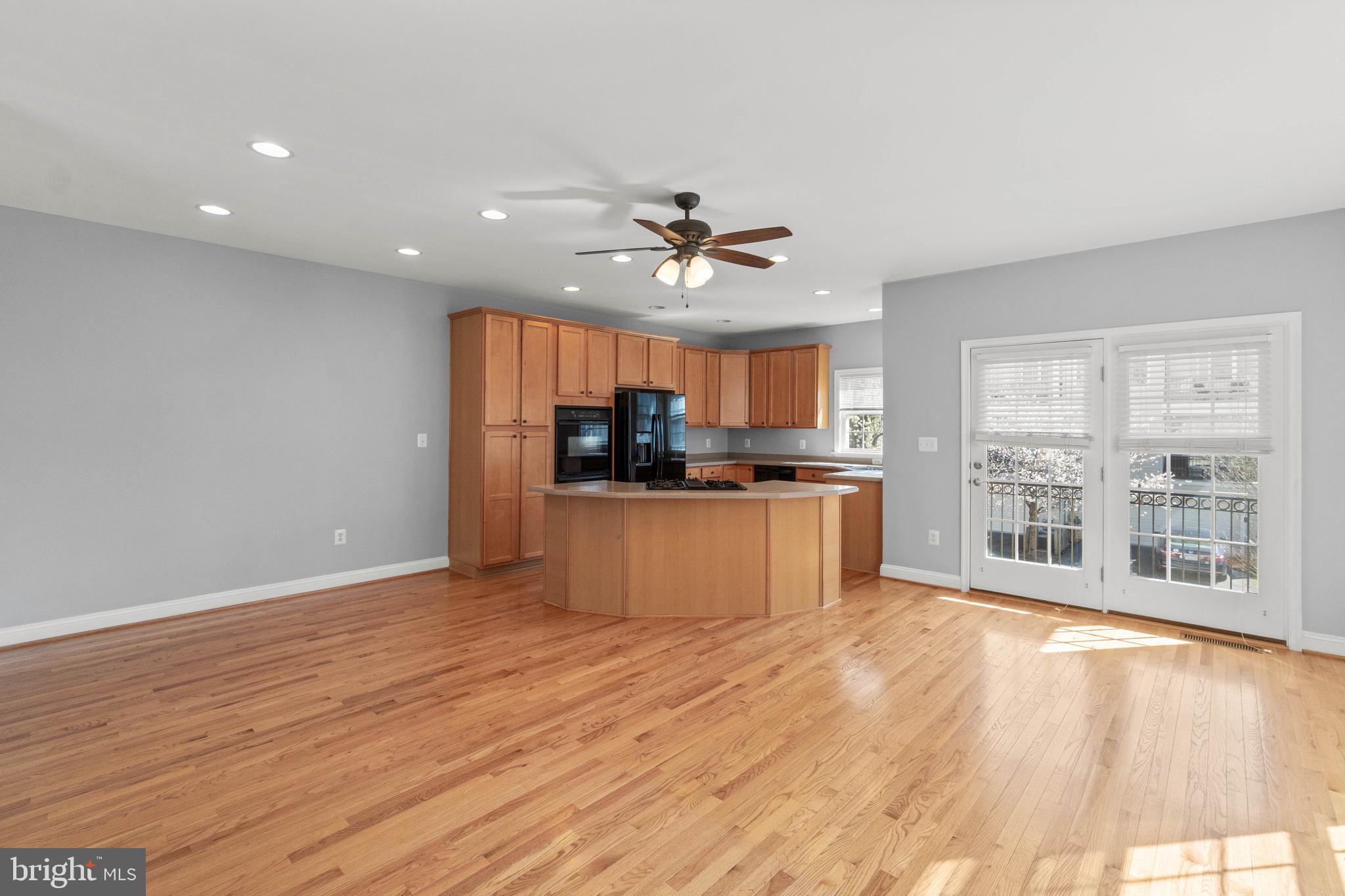 SOUTH VILLAGE - Residential