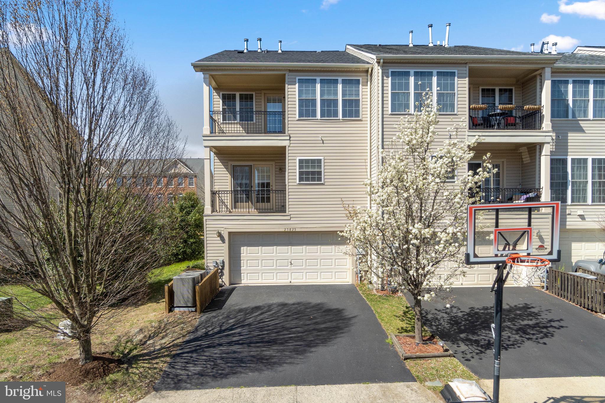 SOUTH VILLAGE - Residential