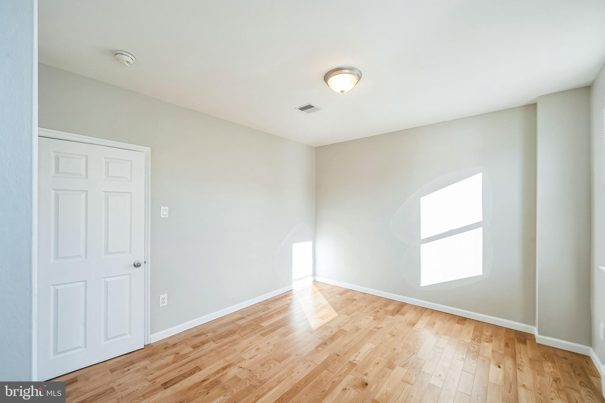 GIRARD ESTATES - Residential