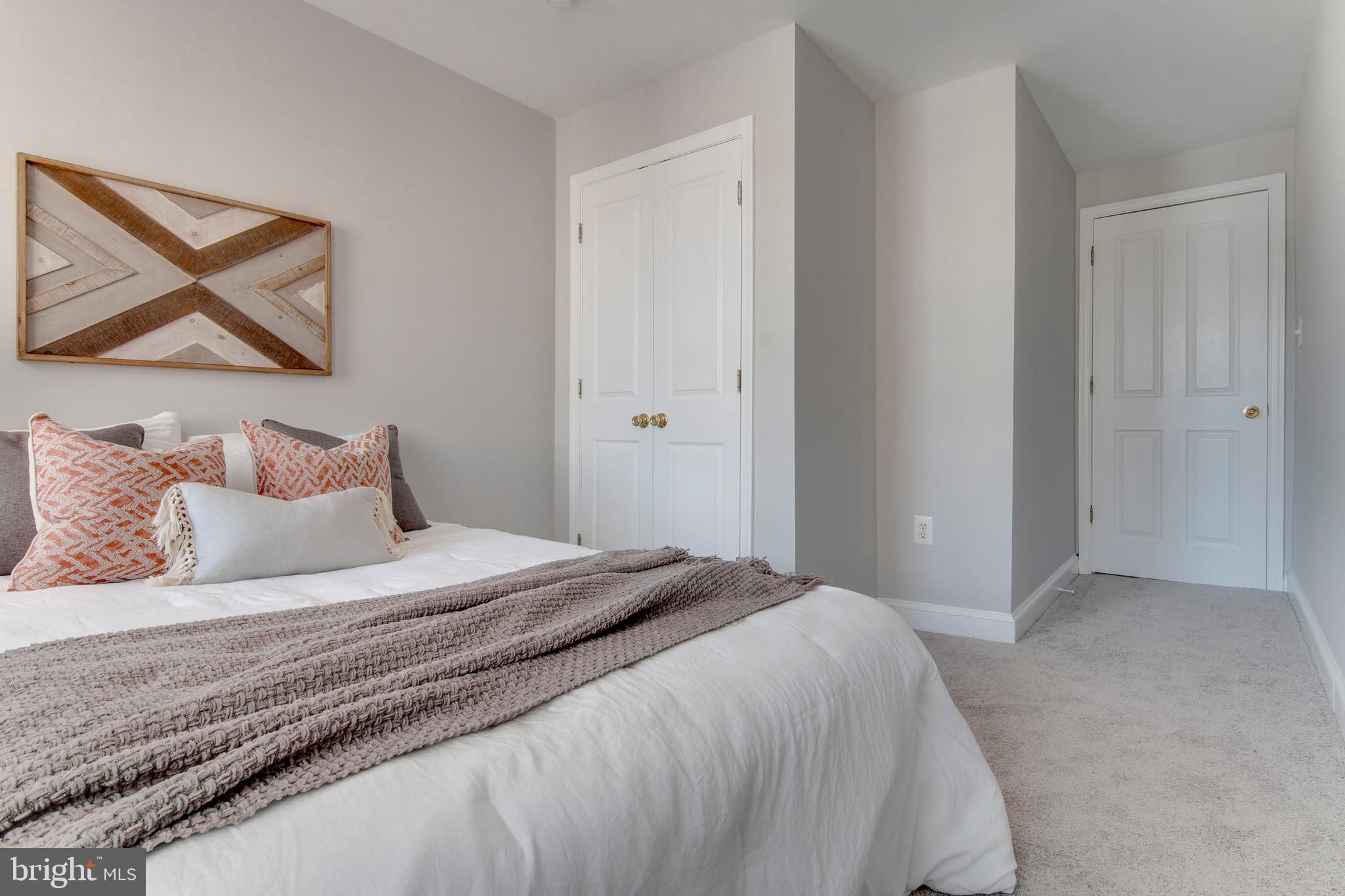 RIDGELY'S DELIGHT - Residential