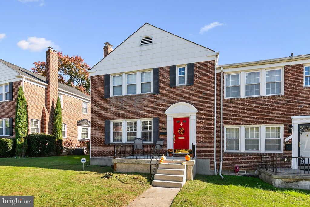 Photo of 1860 Loch Shiel Road, TOWSON, MD 21286 (MLS # MDBC2144148)