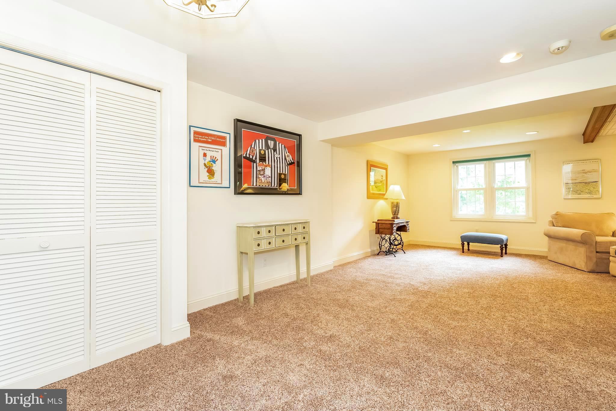 FAIRLAND ACRES - Residential