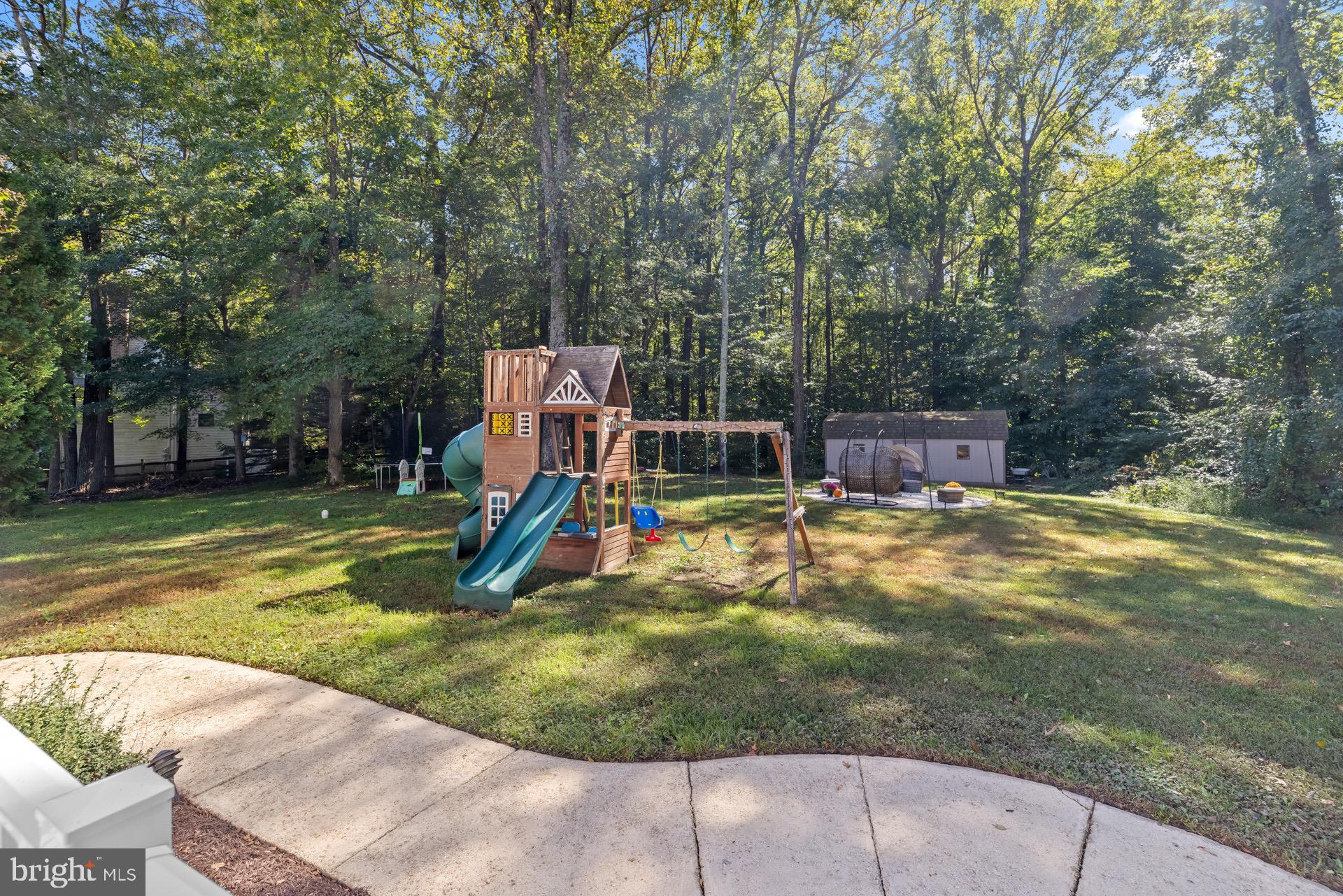 TALL OAKS - Residential