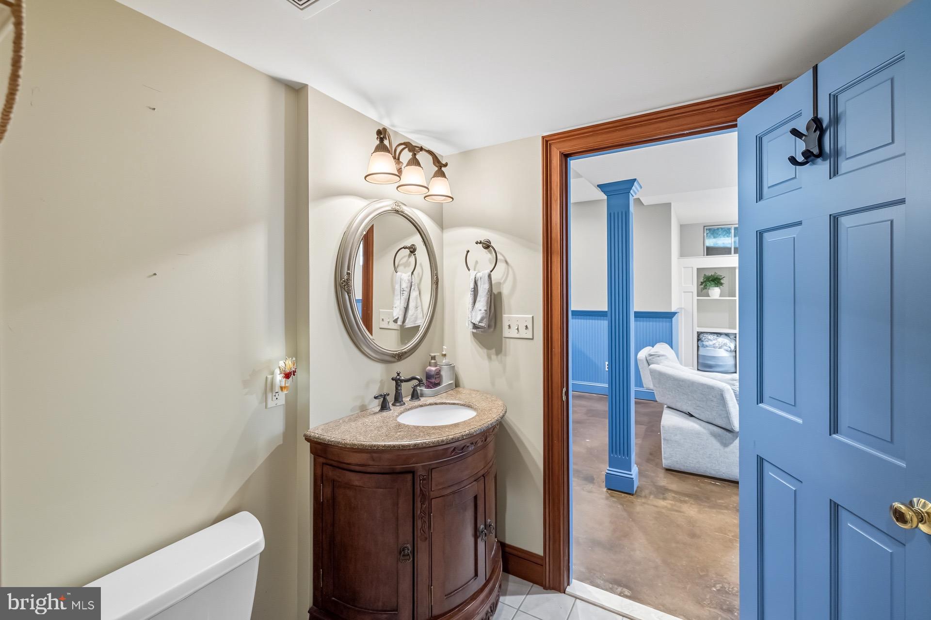 TALL OAKS - Residential