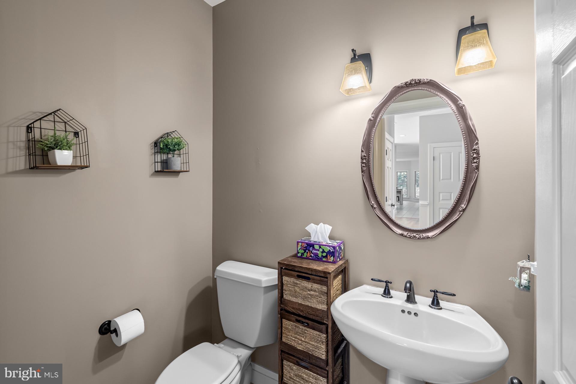 TALL OAKS - Residential