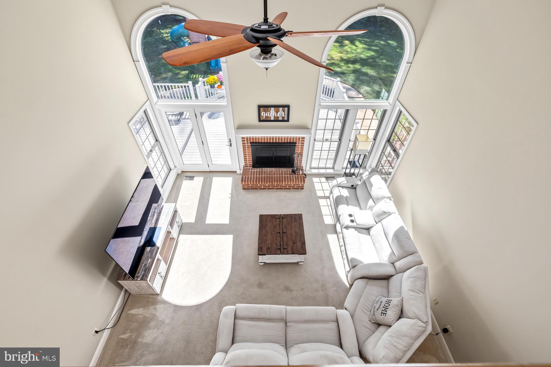 TALL OAKS - Residential