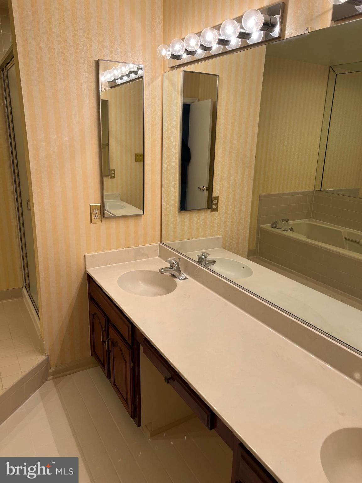 TUCKERMAN STATION - Residential Lease