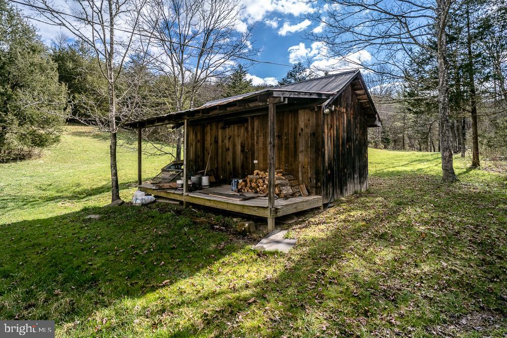 NONE AVAILABLE - Land