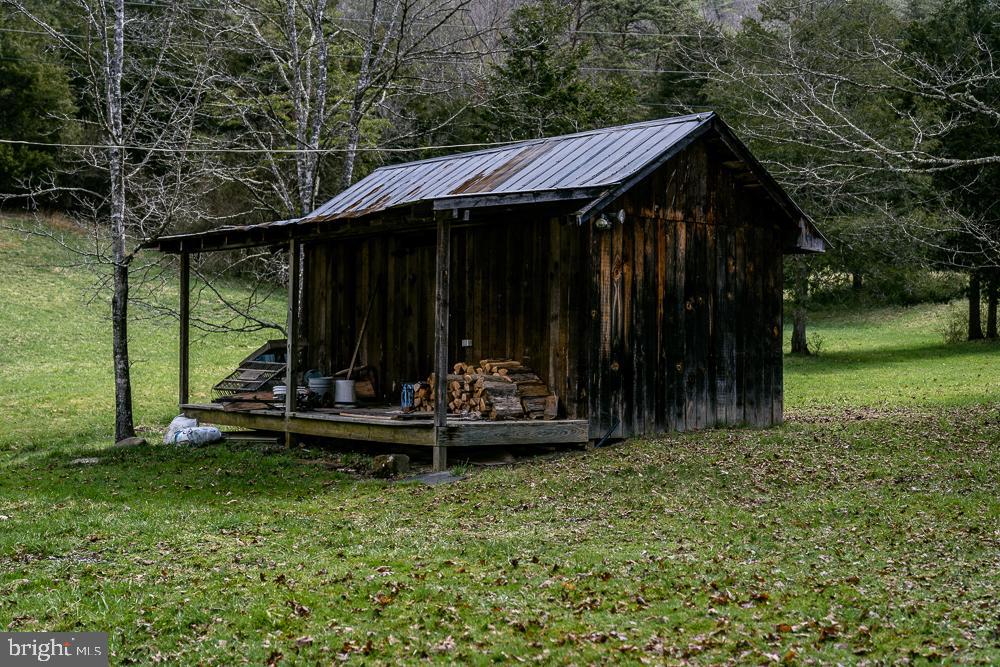 NONE AVAILABLE - Land