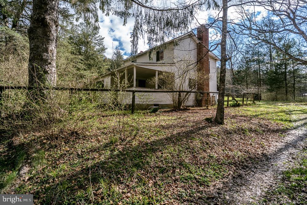 NONE AVAILABLE - Land