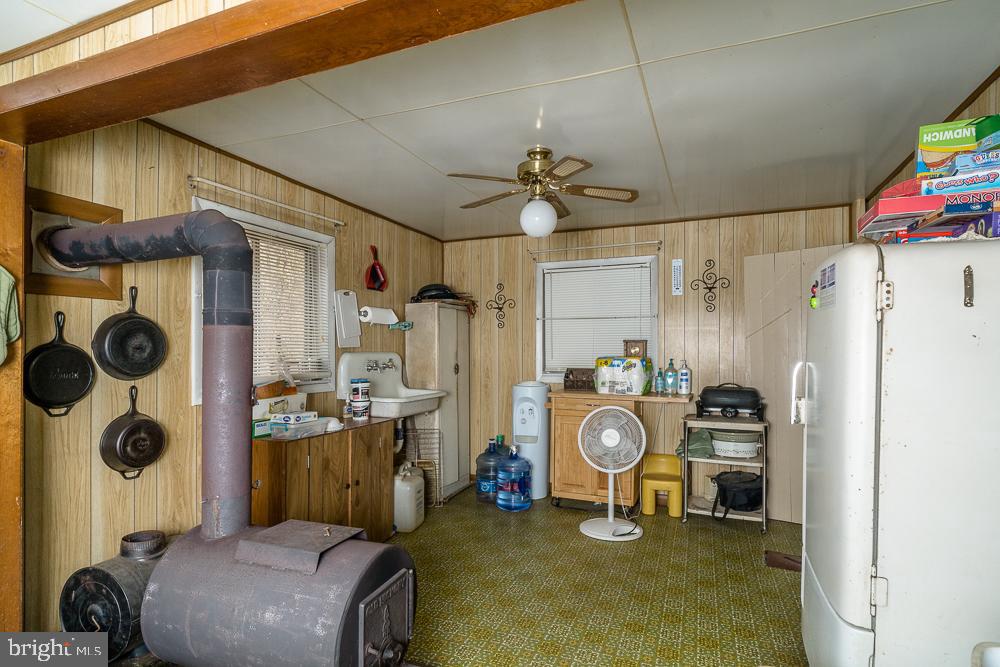 NONE AVAILABLE - Land