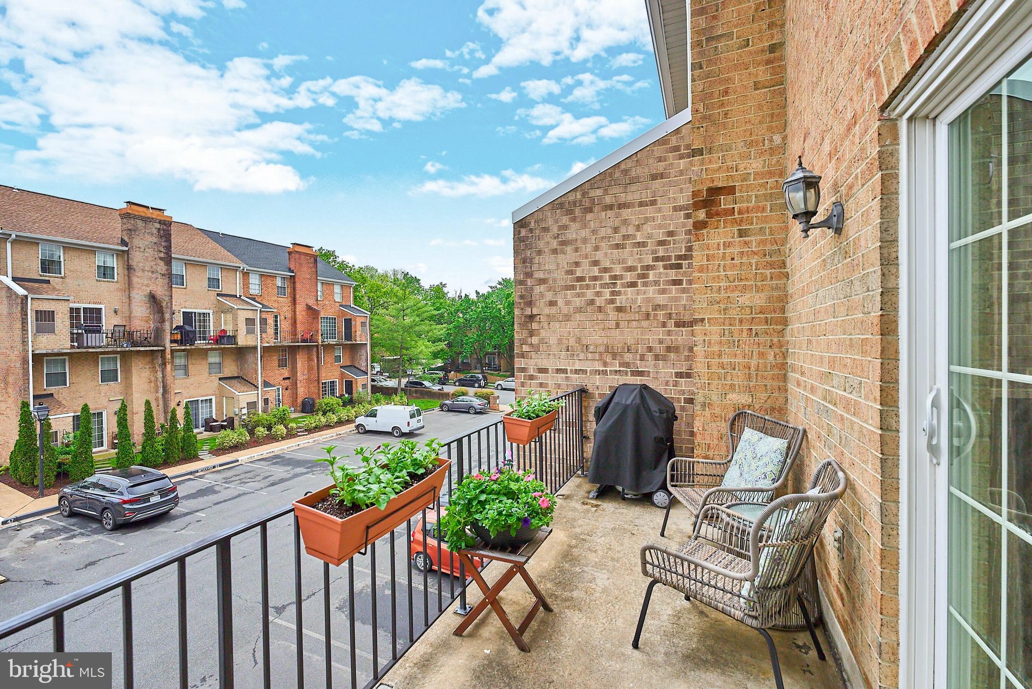 WESTHAMPTON MEWS - Residential