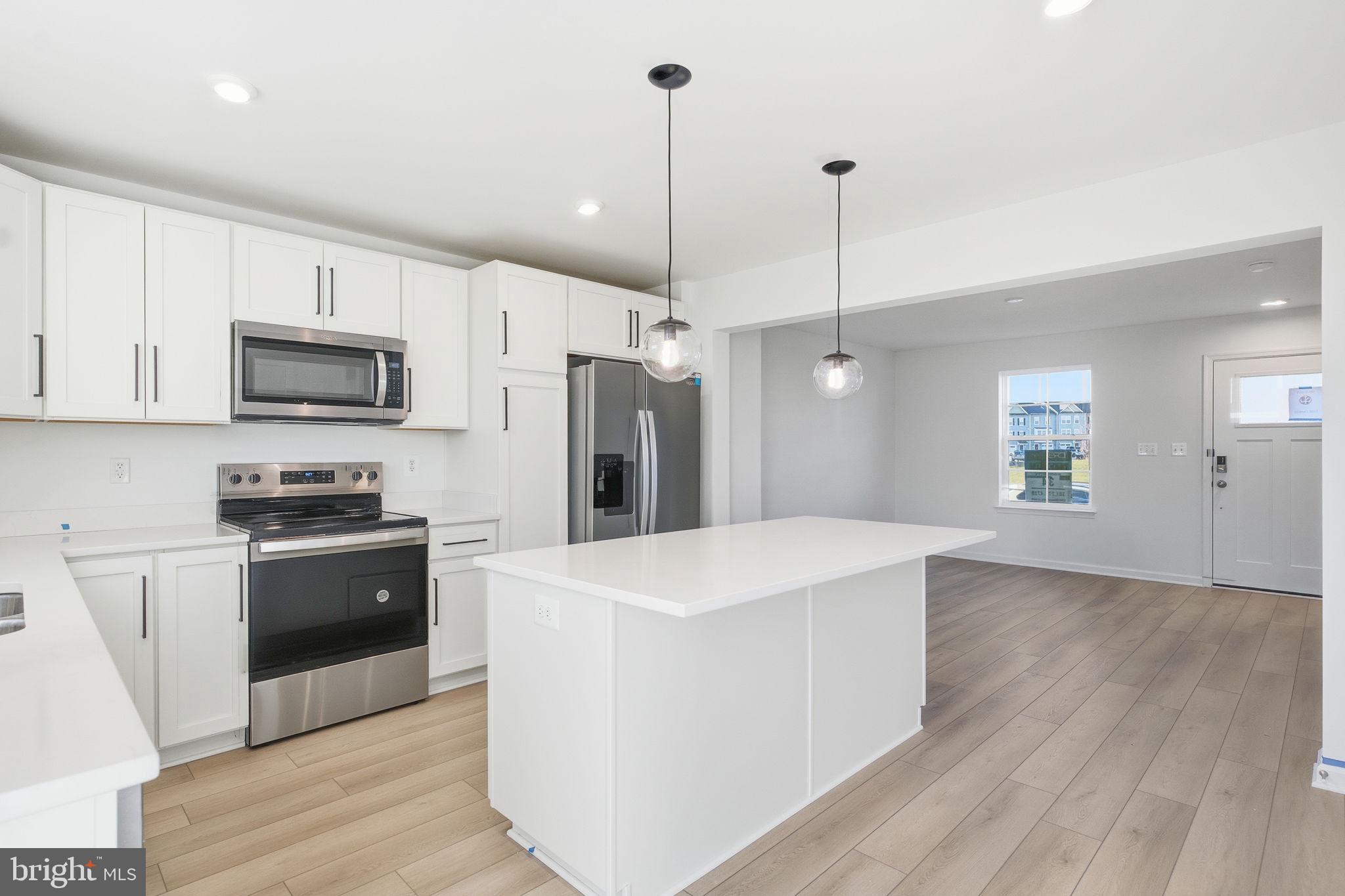 SOUTH BROOK - Residential