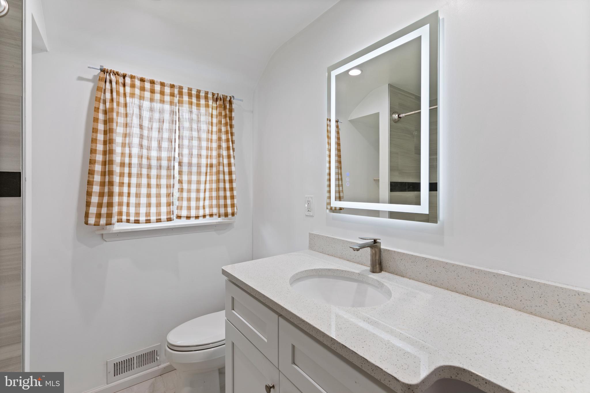 CHELTENHAM - Residential