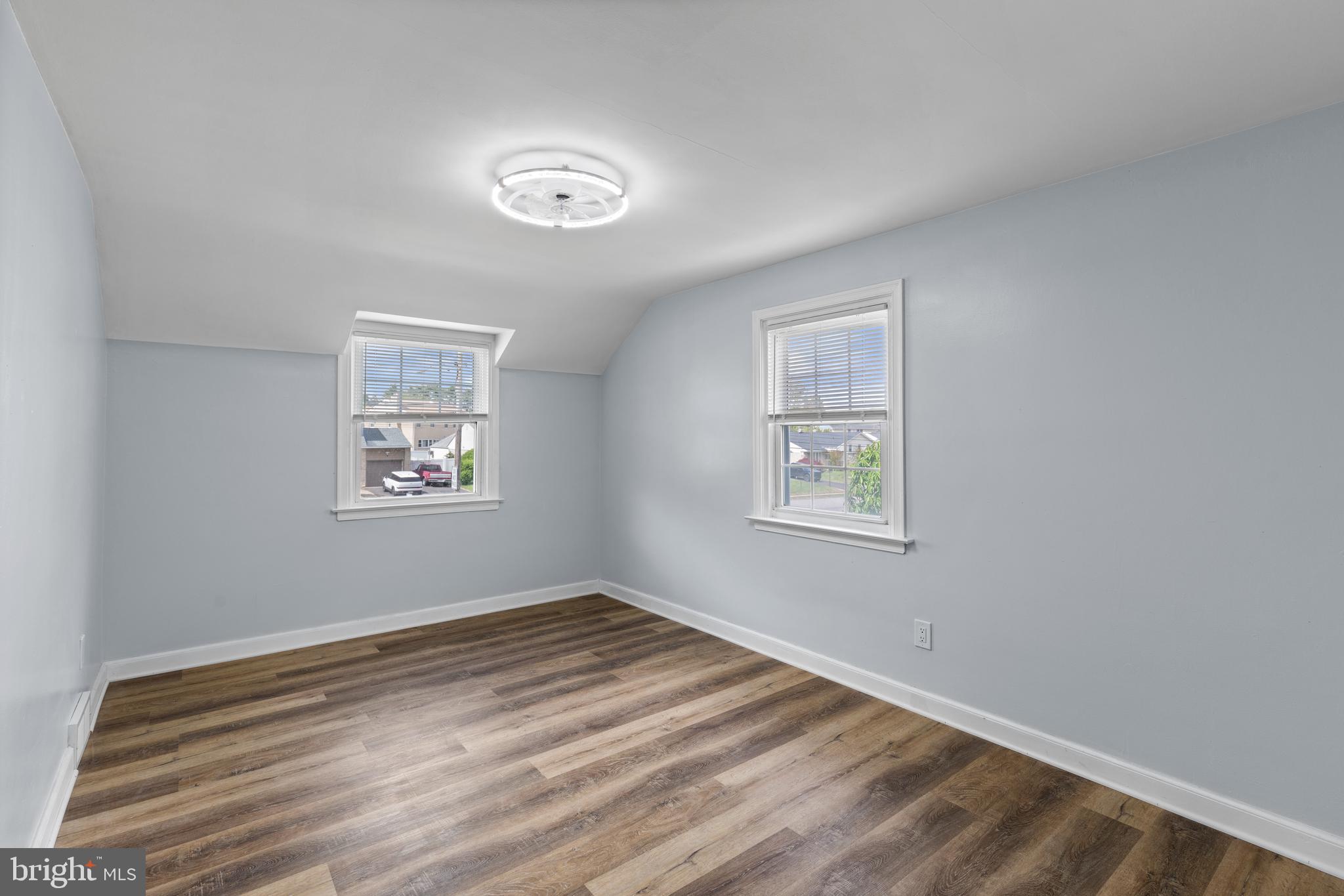 CHELTENHAM - Residential