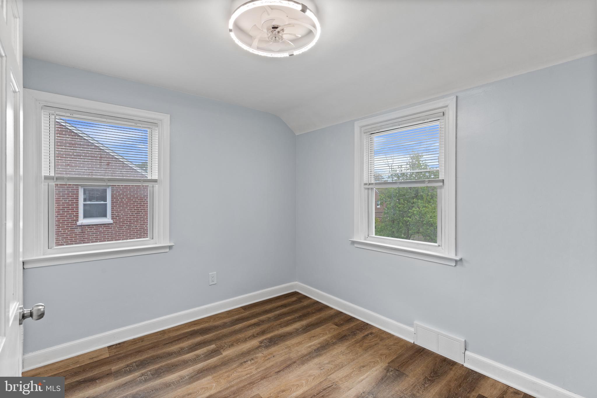 CHELTENHAM - Residential