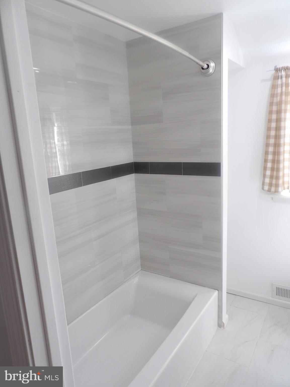 CHELTENHAM - Residential