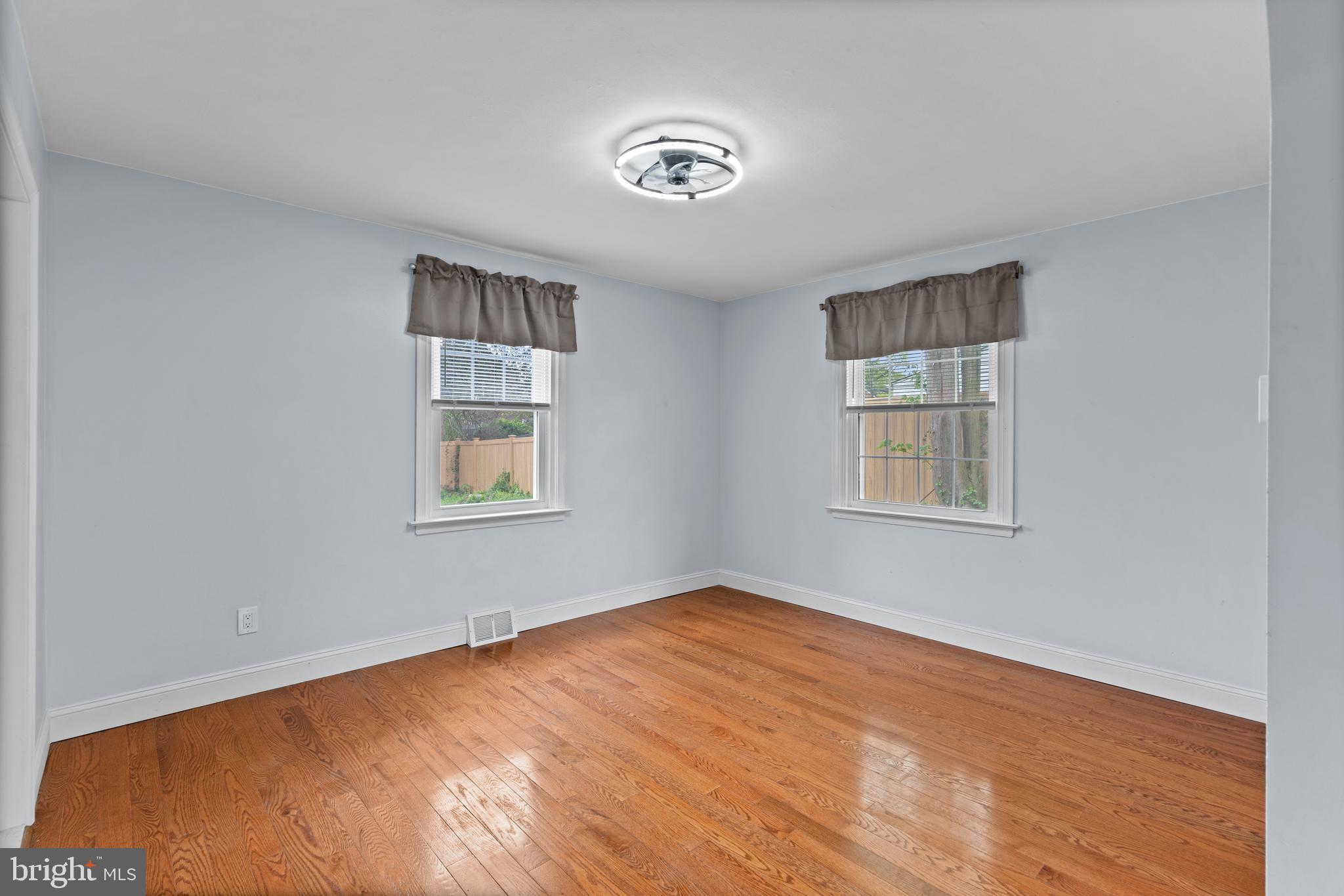 CHELTENHAM - Residential