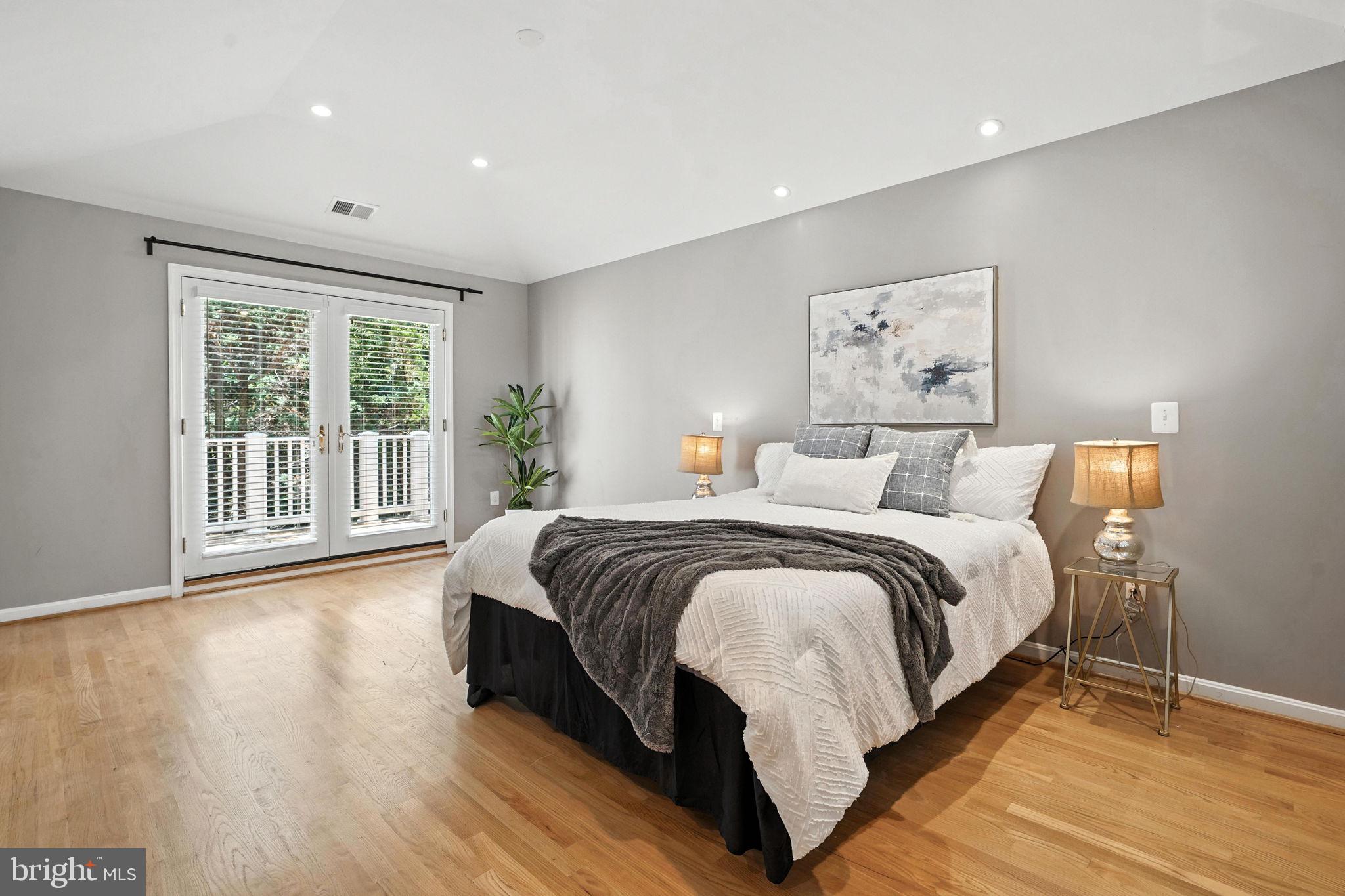 BIRCHWOOD - Residential