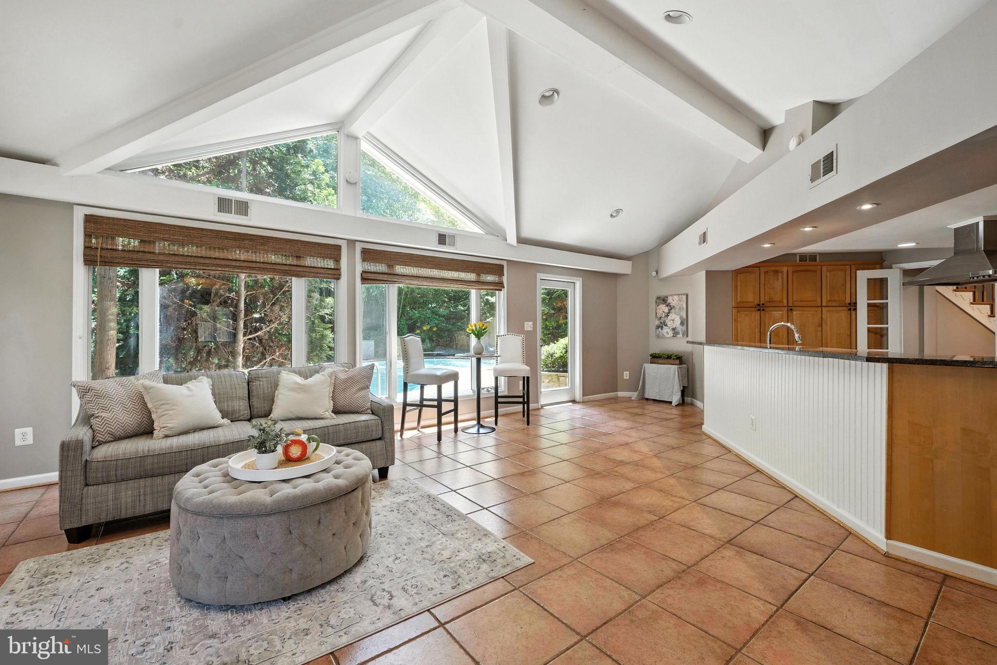 BIRCHWOOD - Residential