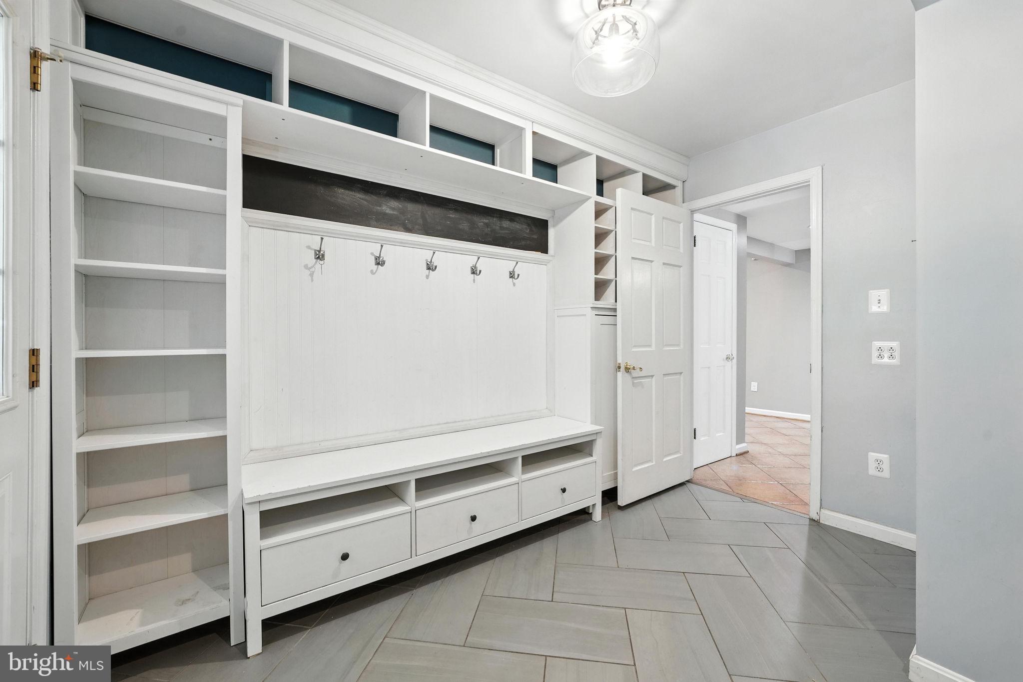 BIRCHWOOD - Residential