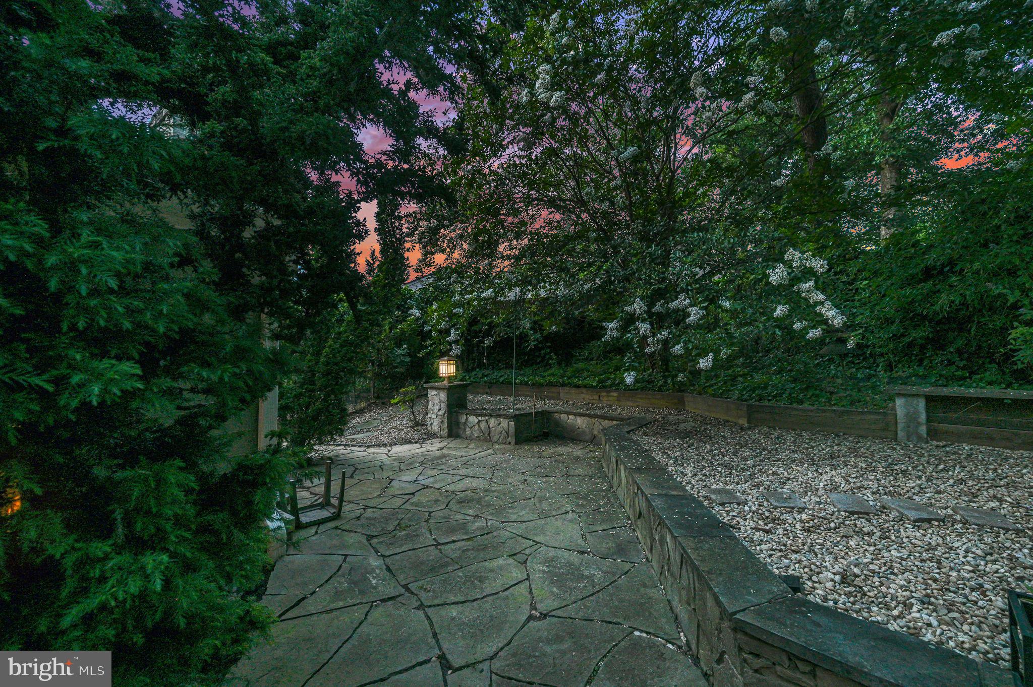 BIRCHWOOD - Residential