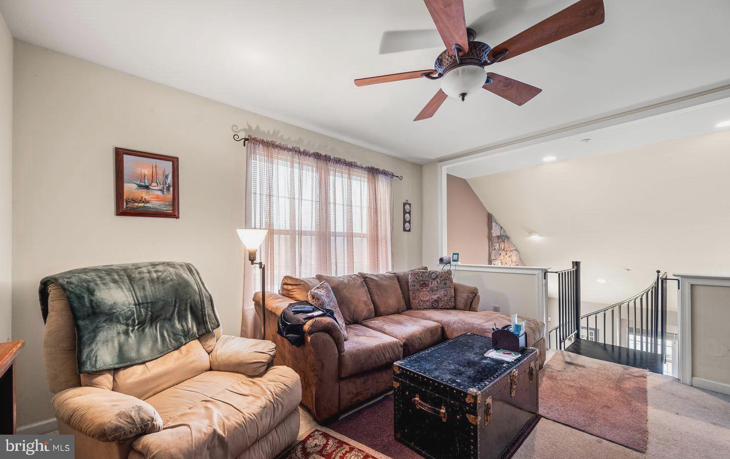 HUNTERS RUN - Residential