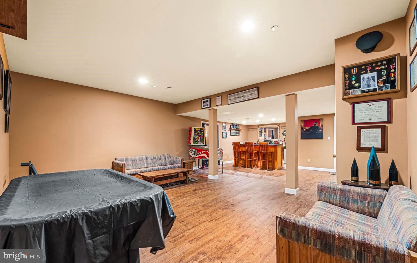 HUNTERS RUN - Residential