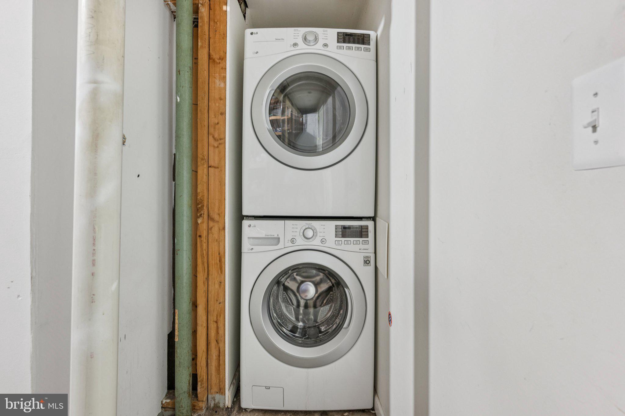 WATKINS GLEN - Residential