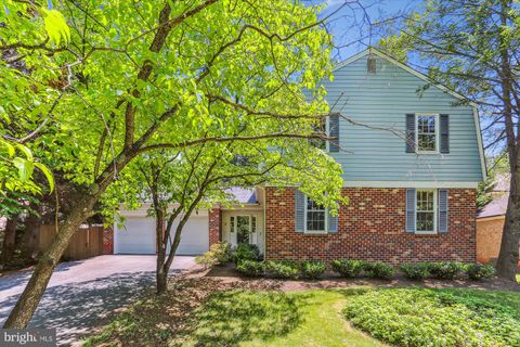 8613 LONG ACRE COURT BETHESDA MD 20817