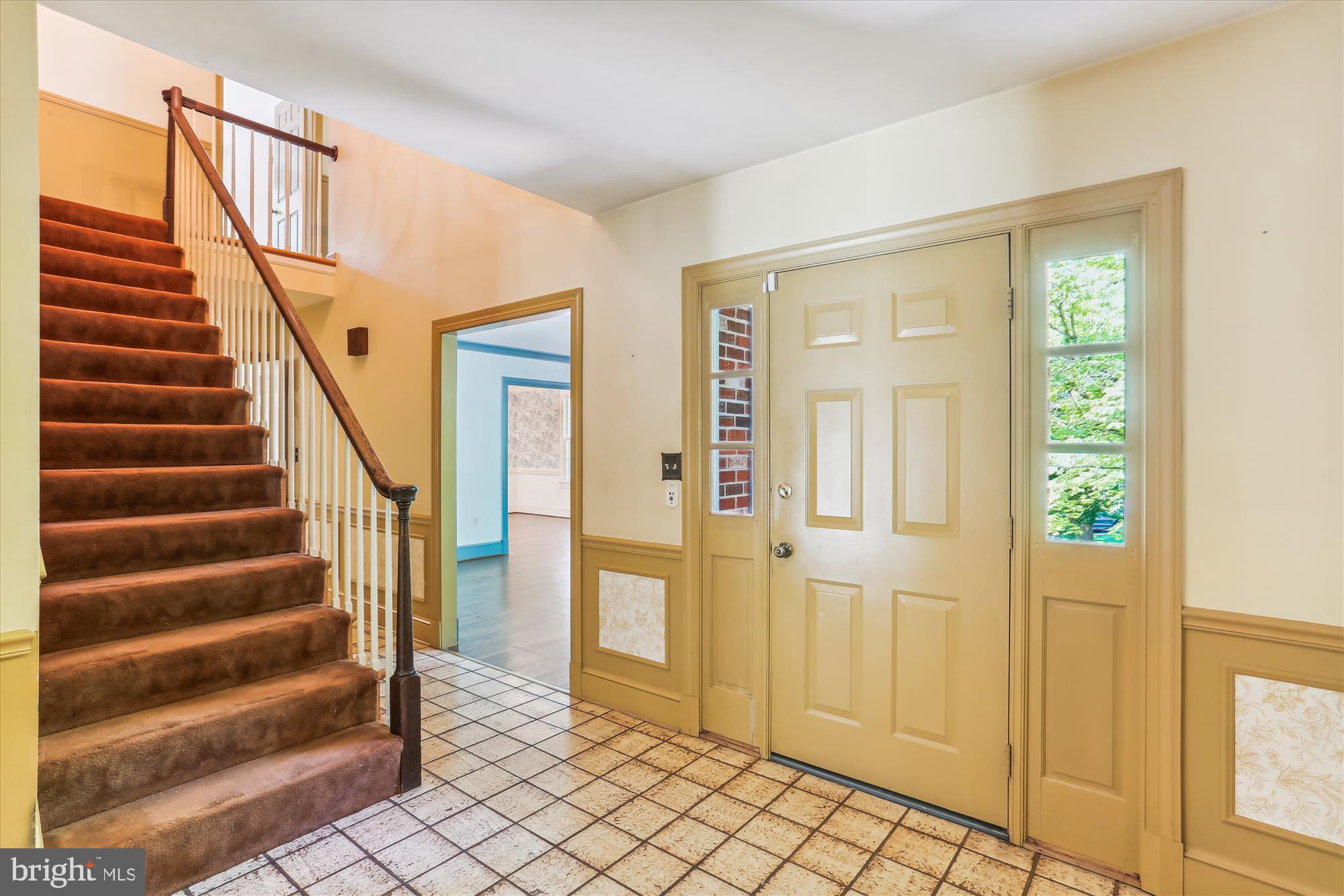 8613 LONG ACRE COURT