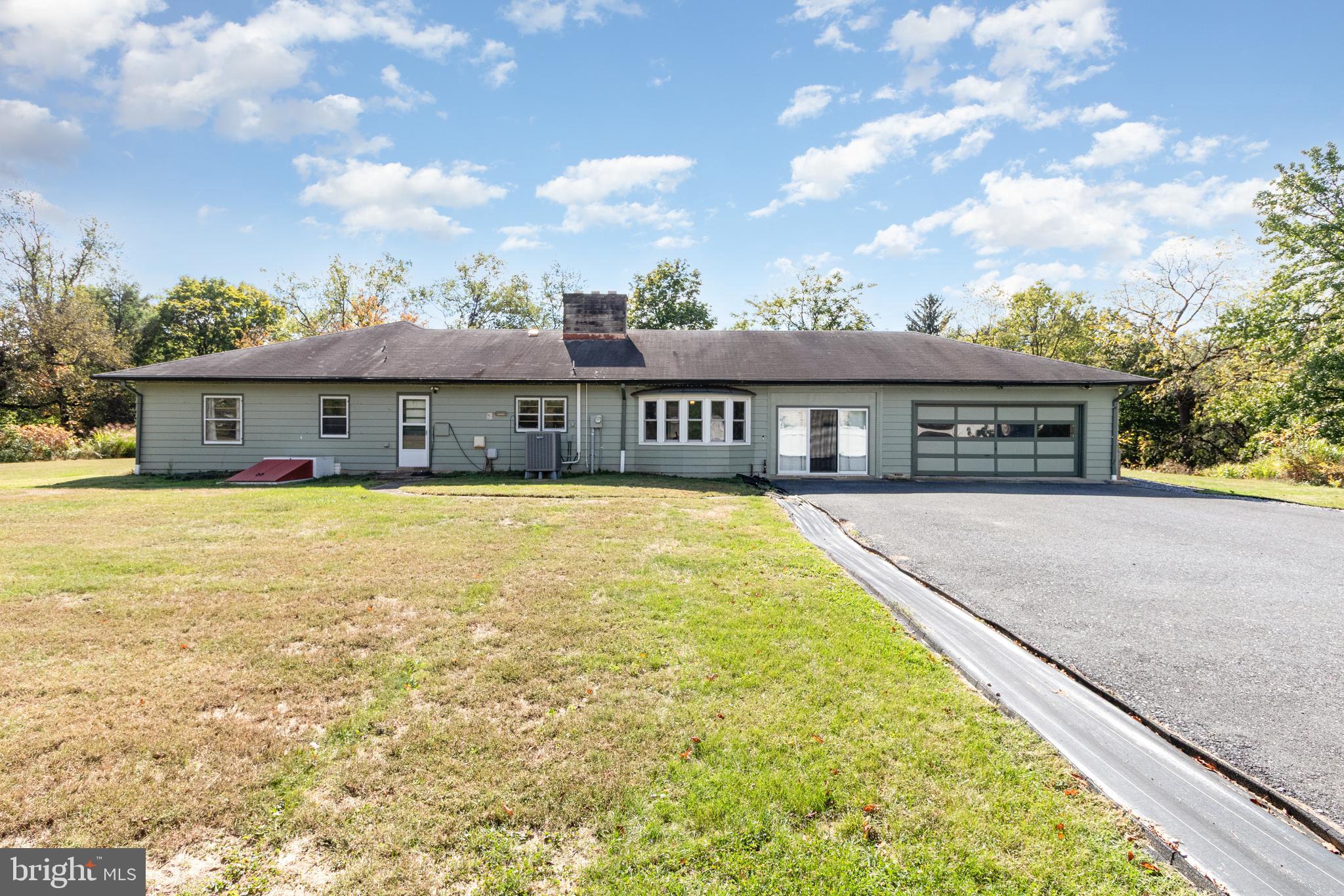 4100 GREENWOOD BOULEVARD