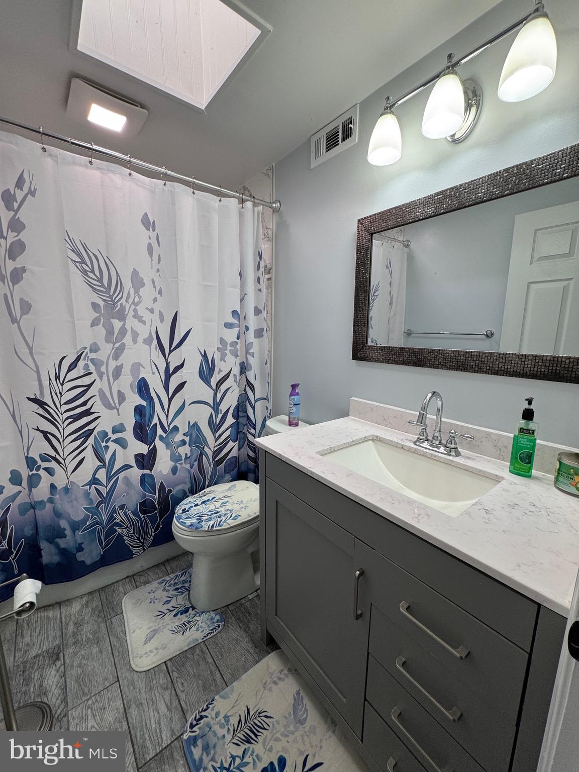 EASTWOOD HEIGHTS - Residential