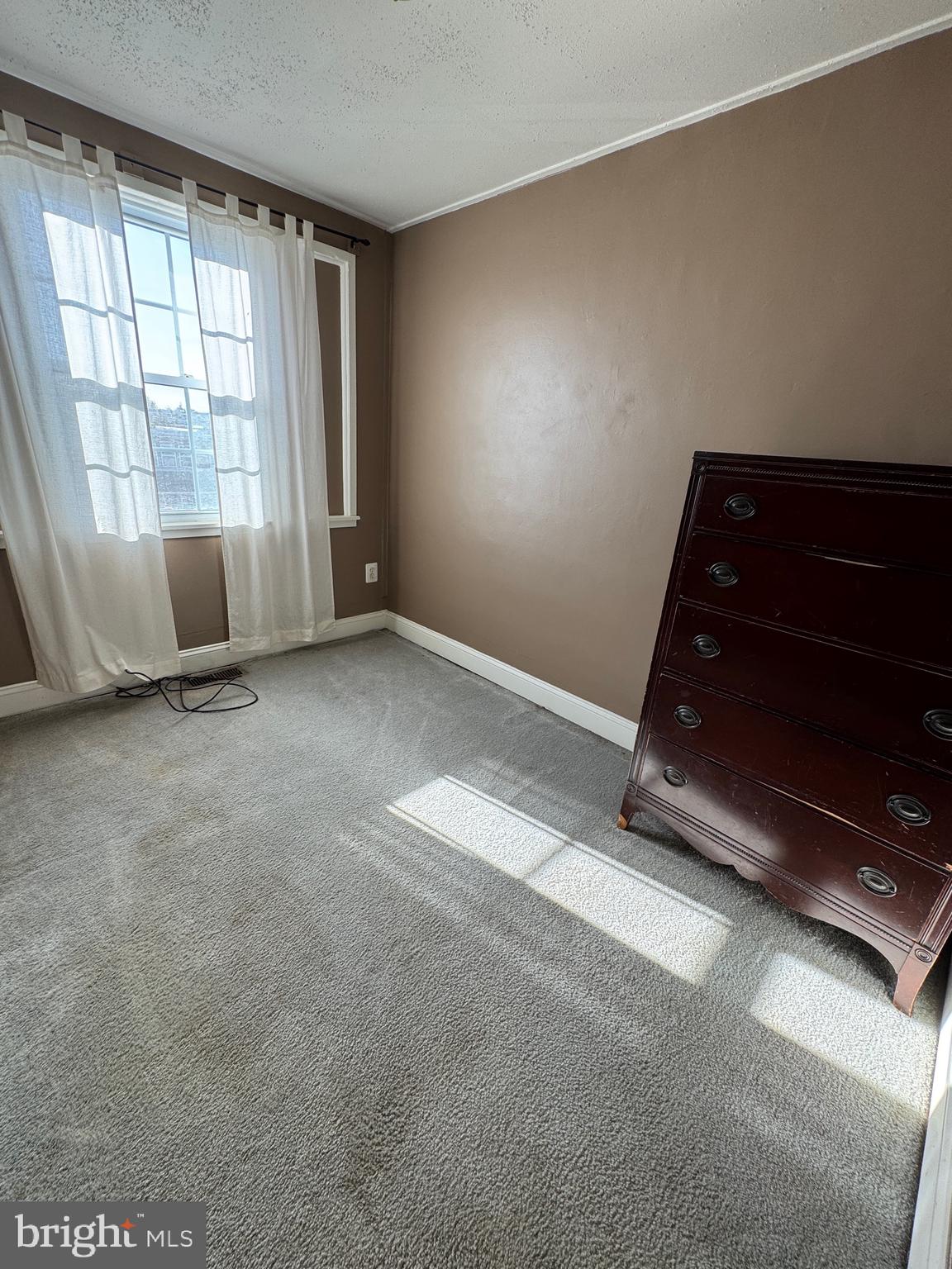 EASTWOOD HEIGHTS - Residential